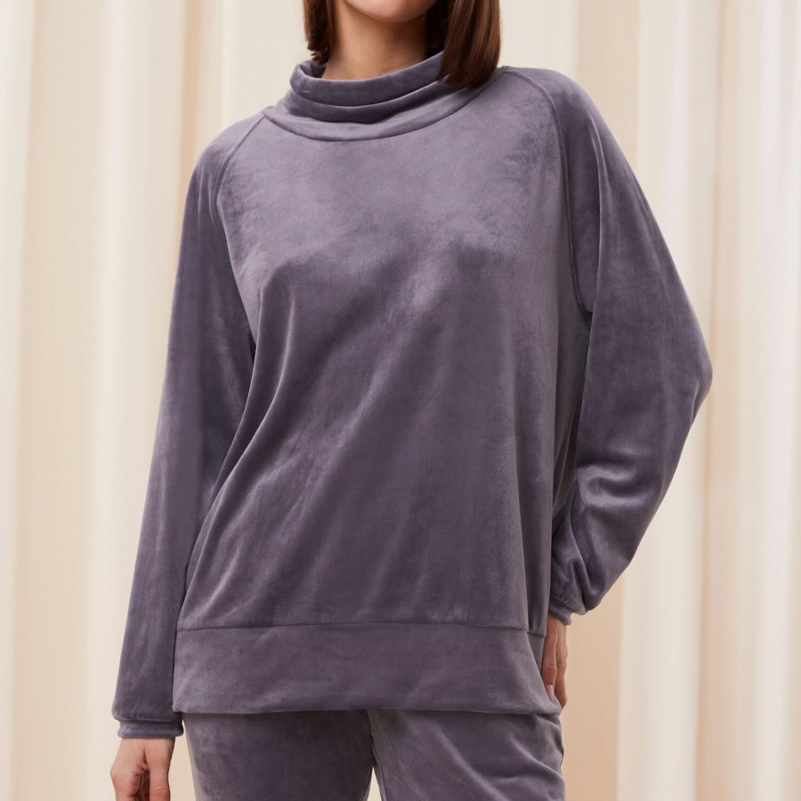 Dame Triumph Nattoj & Loungewear | Cozy Comfort Velour Sweater, Slate