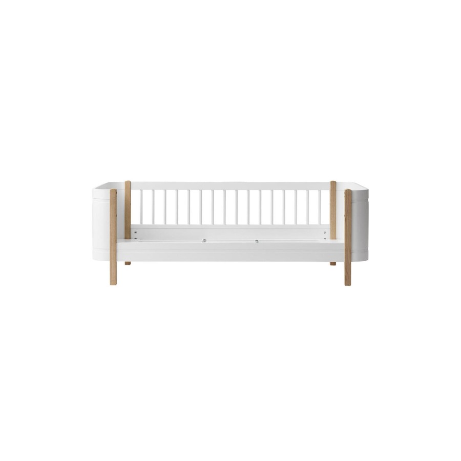 Born Oliver Furniture Bornesenge | Wood Mini+ Juniorseng, Hvid/Eg