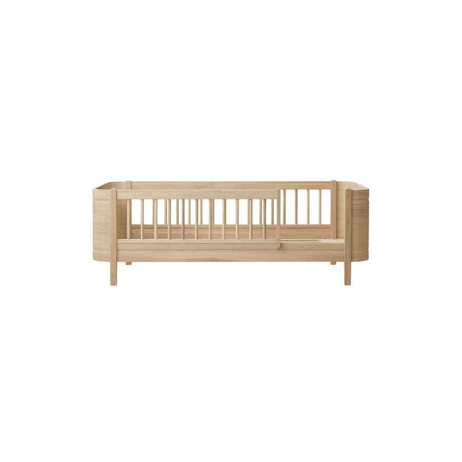 Born Oliver Furniture Bornesenge | Wood Mini+ Juniorseng, Eg